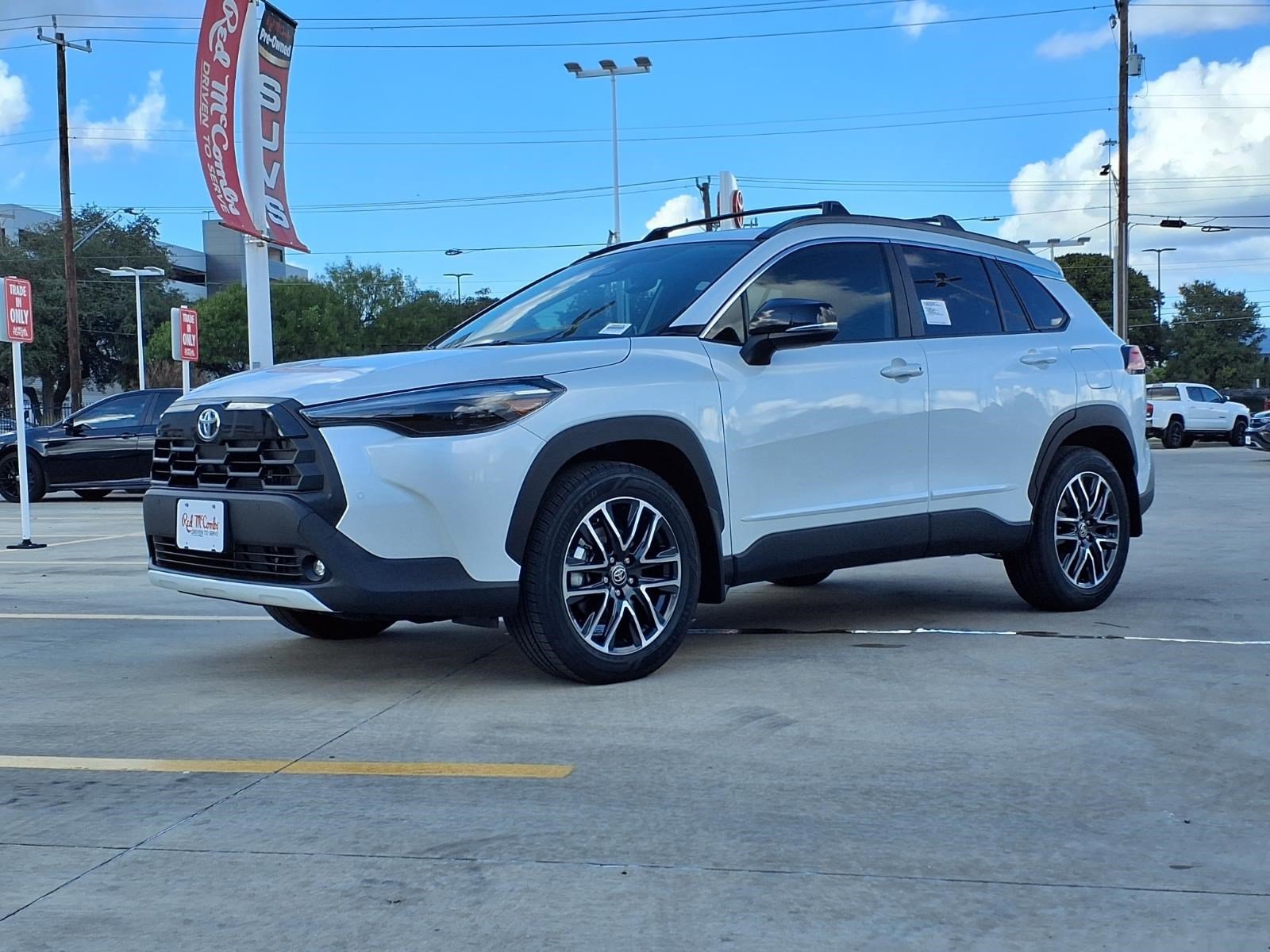 New 2026 Wind Chill Pearl Toyota XLE image 1