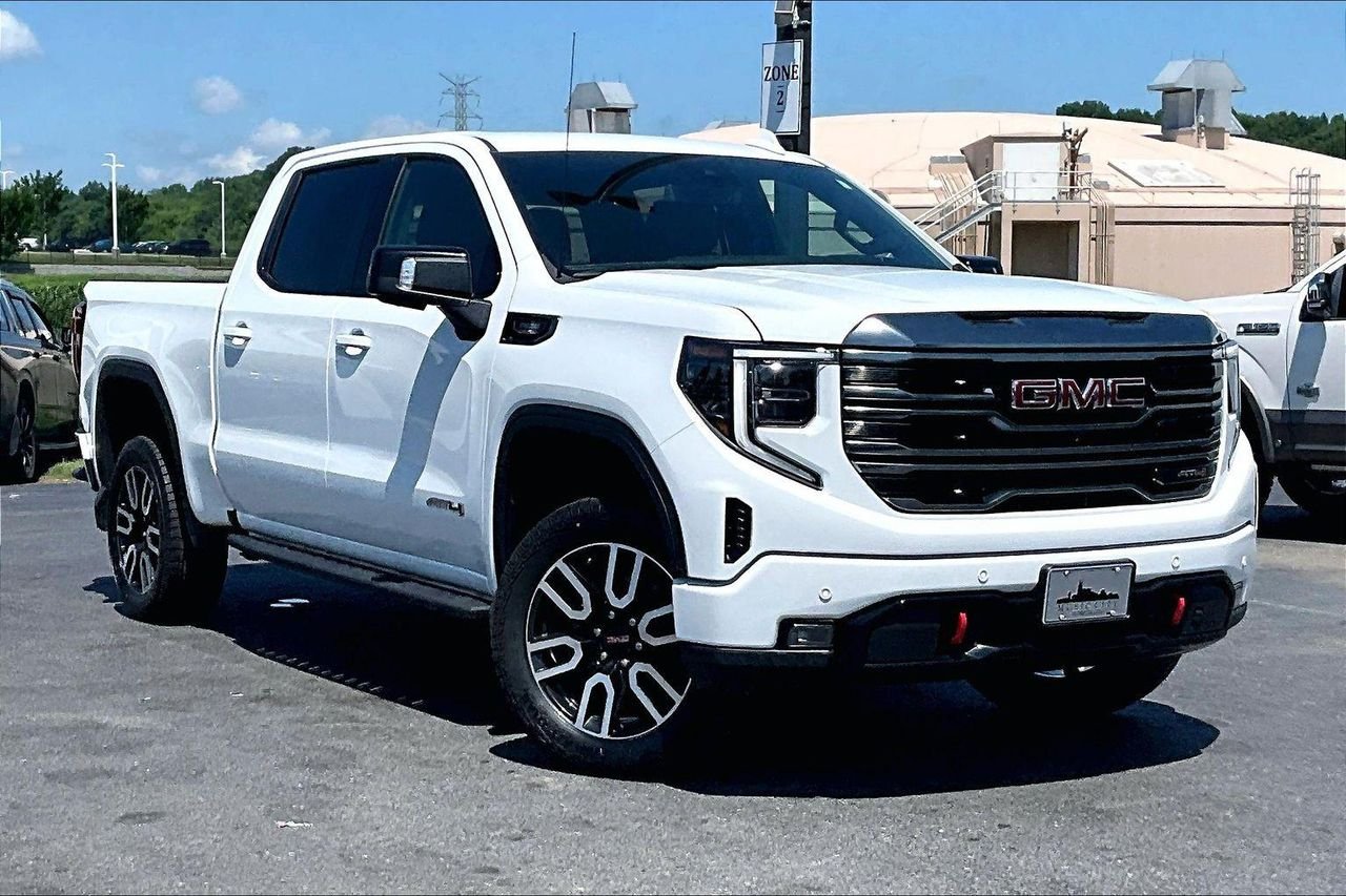 Used 2024 Summit White GMC AT4 image 37