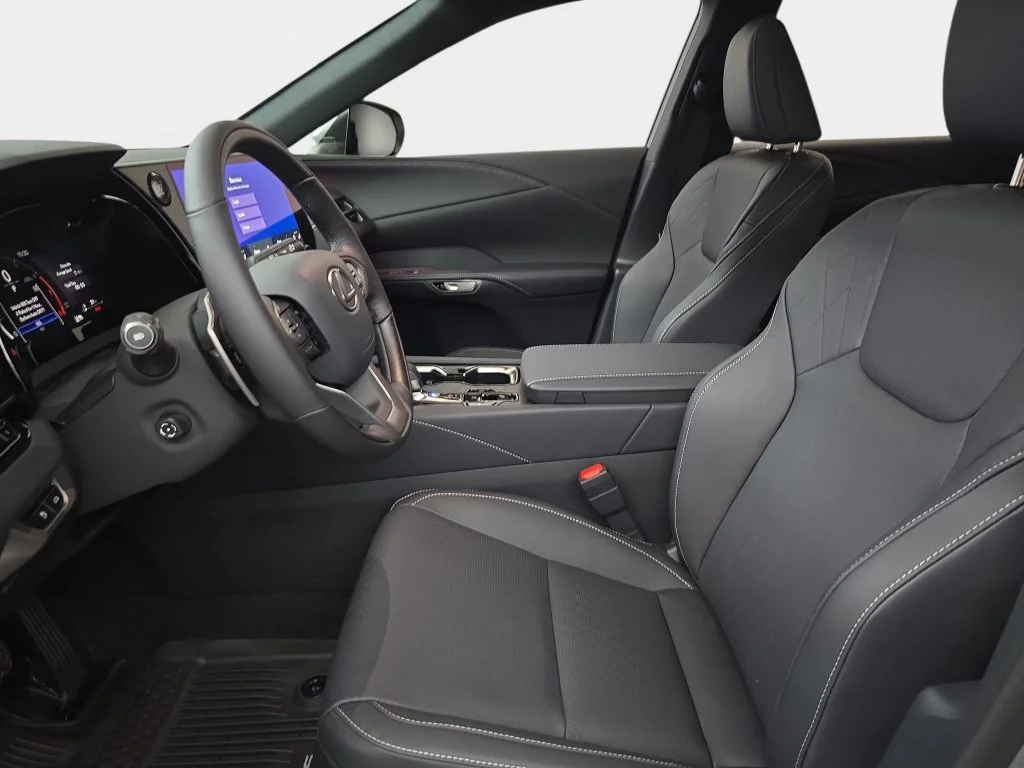 New 2026 Iridium Lexus PREMIUM PLUS image 15