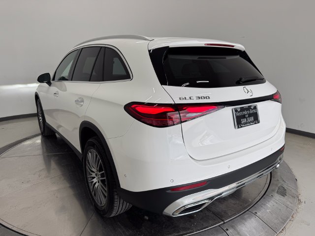 Certified Used 2026 Polar White Mercedes-Benz GLC 300 image 10