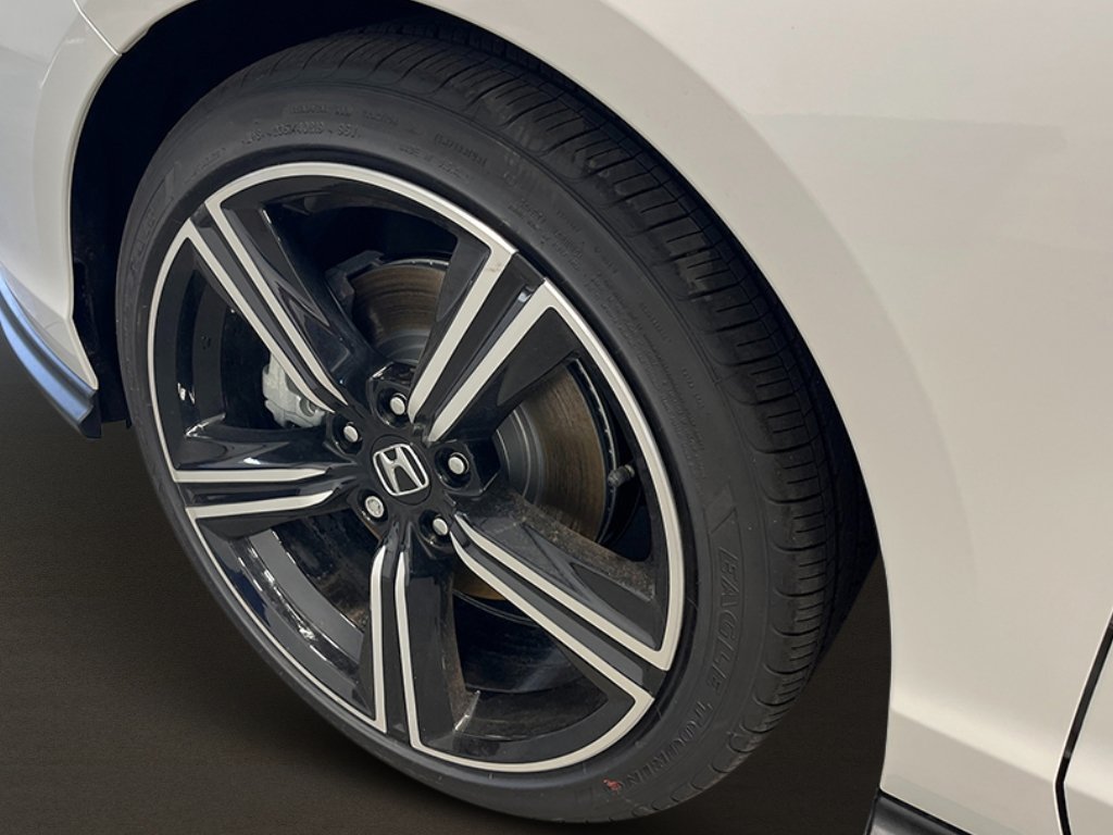 New 2026 Platinum White Pearl Honda Sport image 11