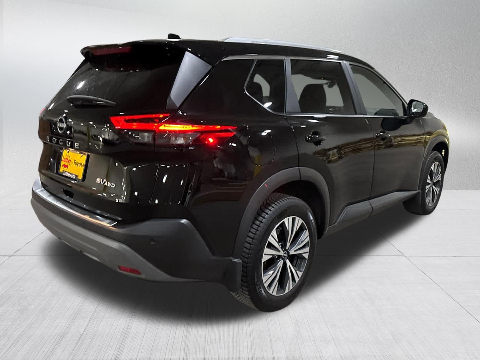 Used 2023 Super Black Nissan SV image 6