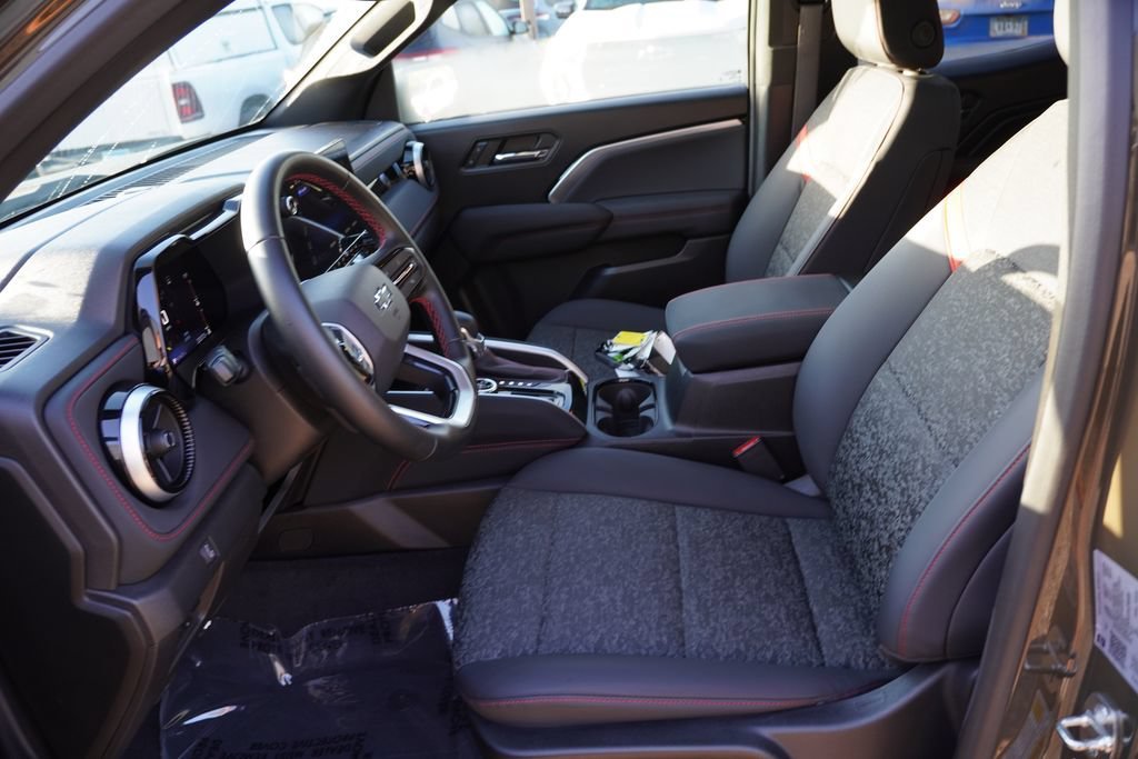 2023 Chevrolet Colorado Z71 - Photo 15