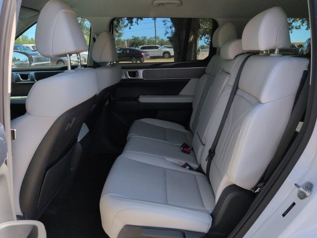 Certified Used 2025 White Hyundai SEL image 14