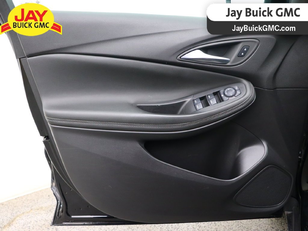 Used 2023 EBONY TWILIGHT METALLIC Buick Preferred image 9