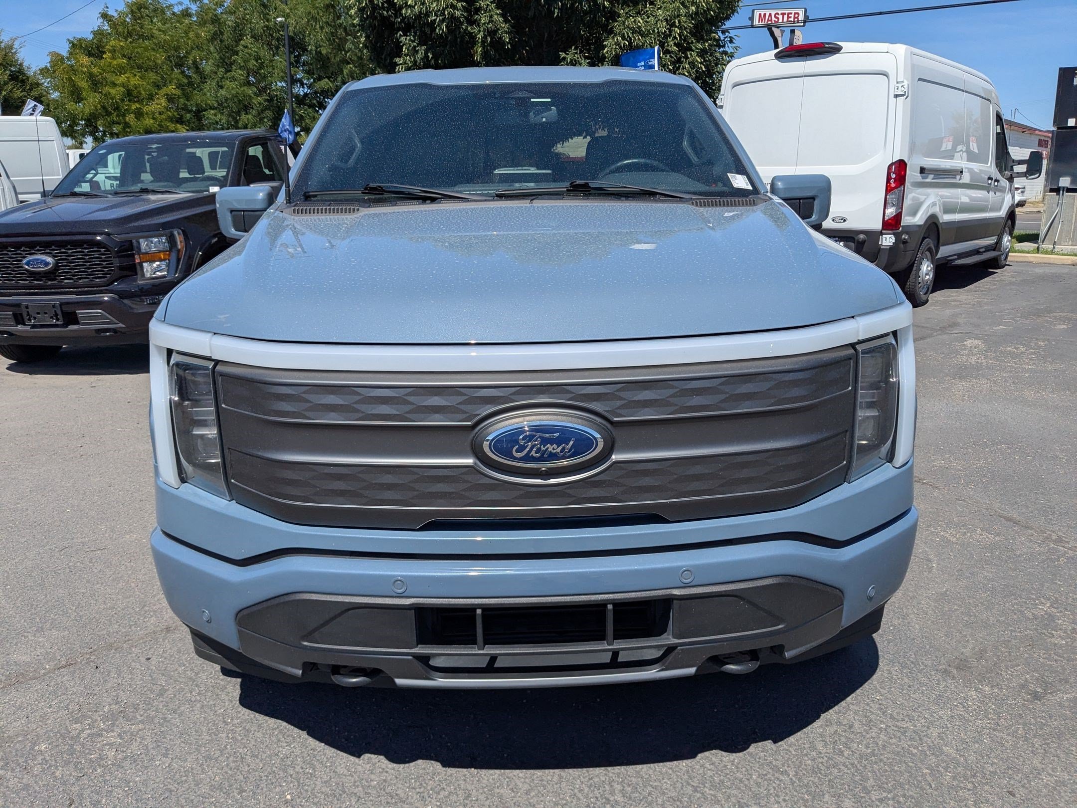 Used 2023 Azure Gray Metallic Ford LARIAT image 9