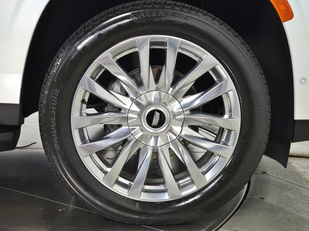 Used 2024 White Cadillac Premium Luxury image 13