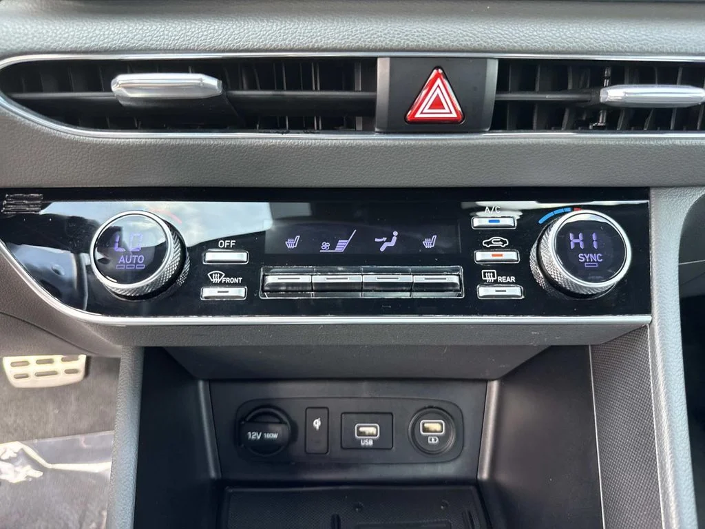Used 2020 Gray Hyundai SEL Plus image 29