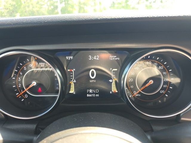 Used 2021 Snazzberry Pearlcoat Jeep  image 13