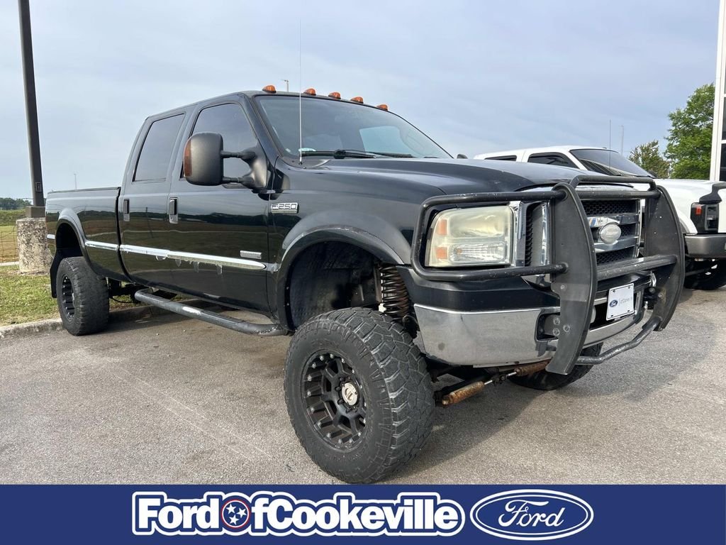 Used 2005 Black Clearcoat Ford Lariat image 1