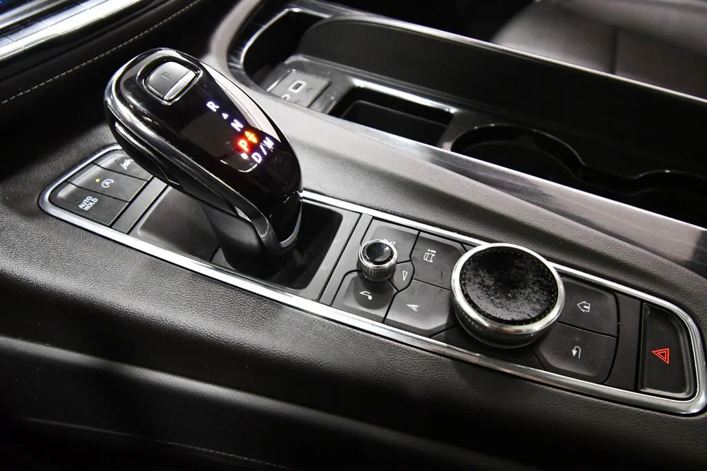 Used 2023  Cadillac Sport image 30
