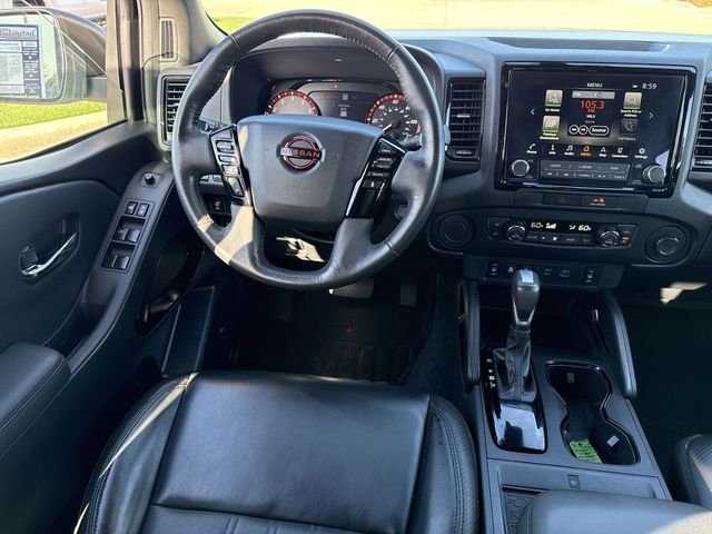 Used 2022 White Nissan PRO-X image 10