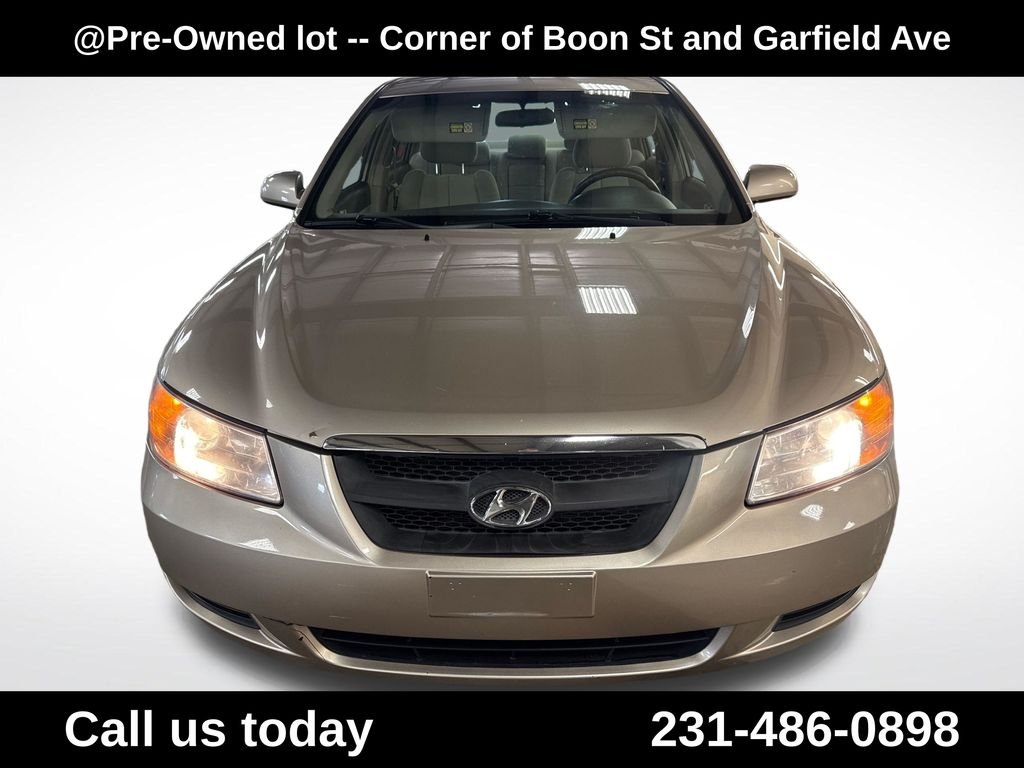 Used 2008 Beige Hyundai GLS image 8