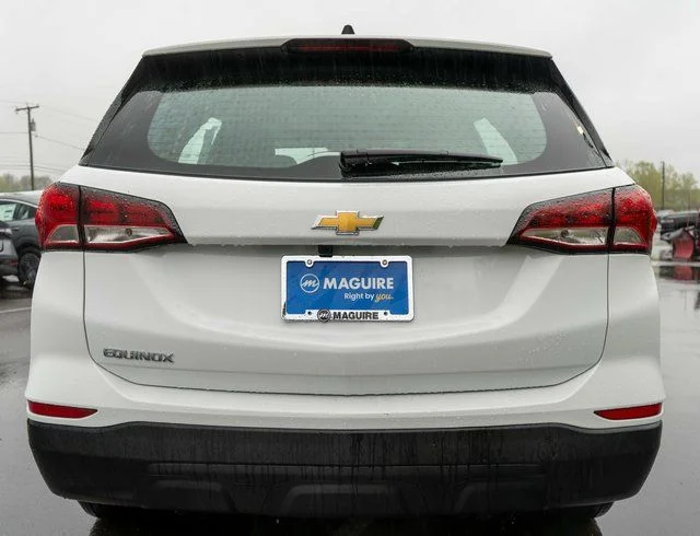 Used 2024 White Chevrolet LS image 7