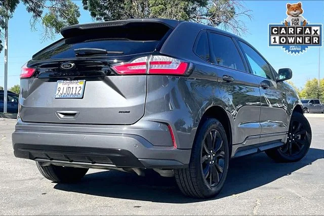 Used 2023 Gray Metallic Ford SE image 13