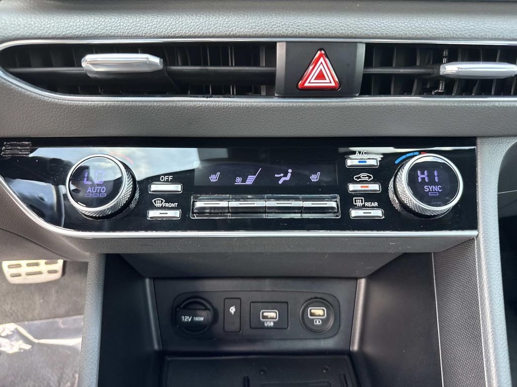 Used 2020 Gray Hyundai SEL Plus image 29