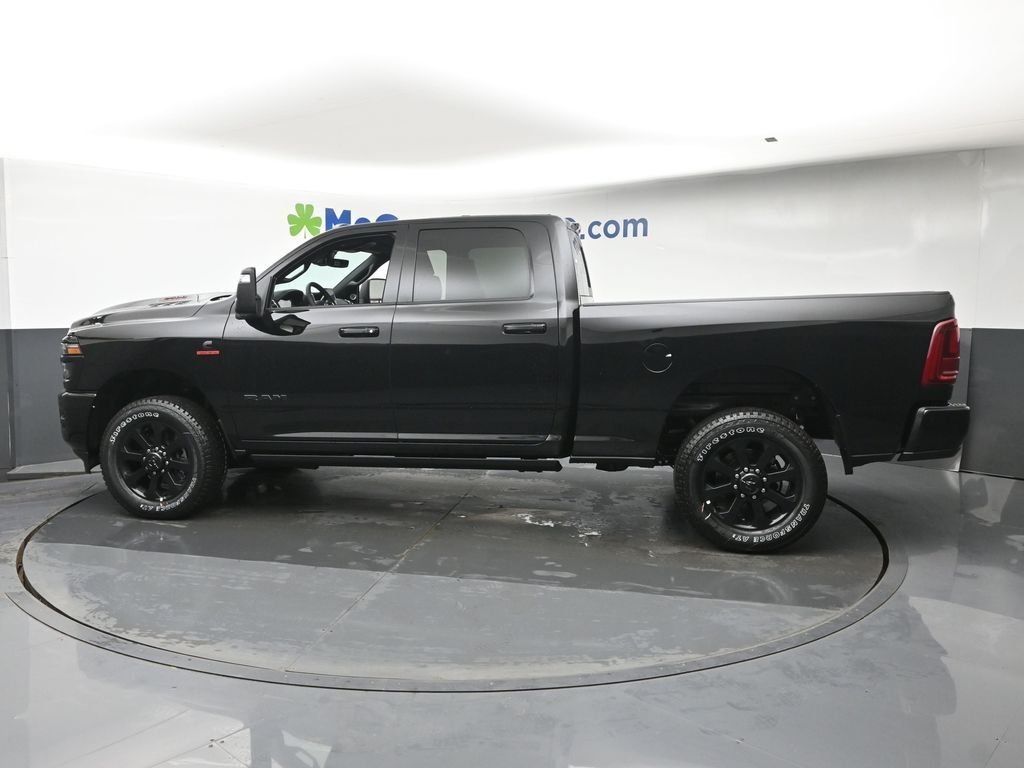 New 2026 Diamond Black Crystal Pearl-Coat Exterior Paint RAM Laramie image 24