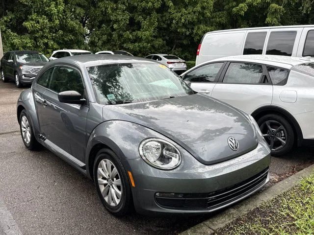 Used 2016 Silver Volkswagen 1.8T Classic image 1