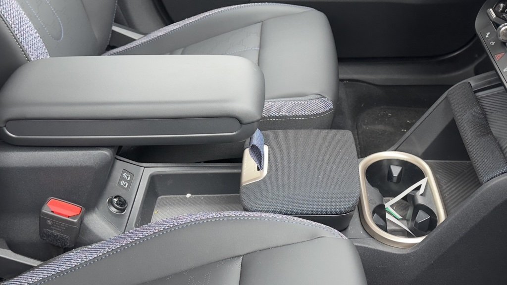 2025 Mini Cooper S Iconic photo 3