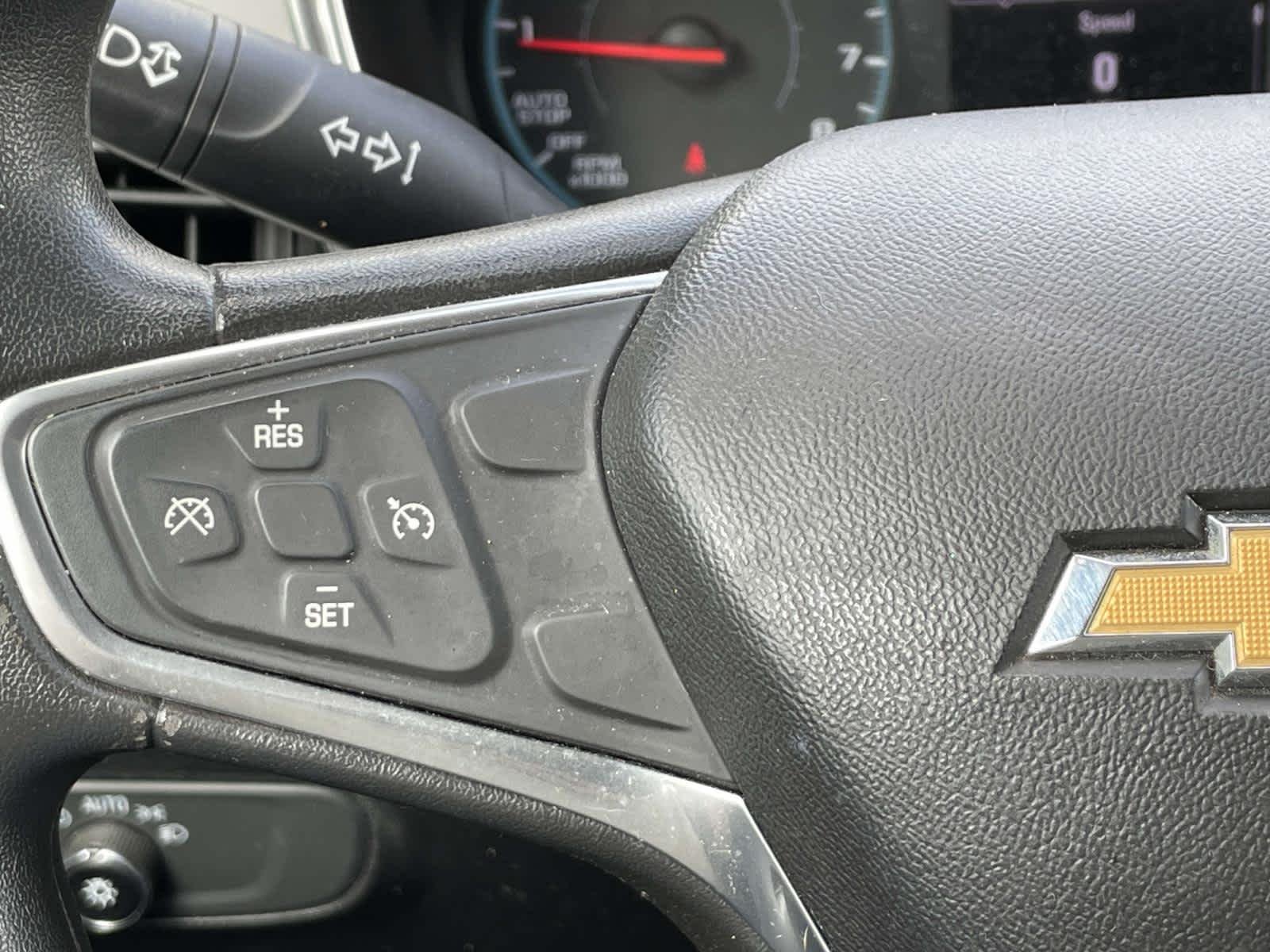 Used 2018 Summit White Chevrolet LS image 35