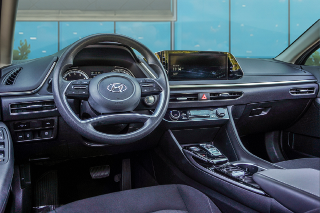 Used 2023 Blue Hyundai SEL image 18
