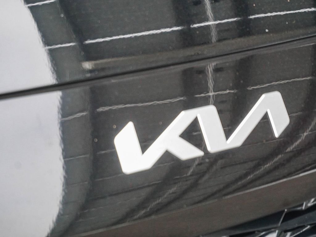 Used 2024 Black Kia LXS image 12