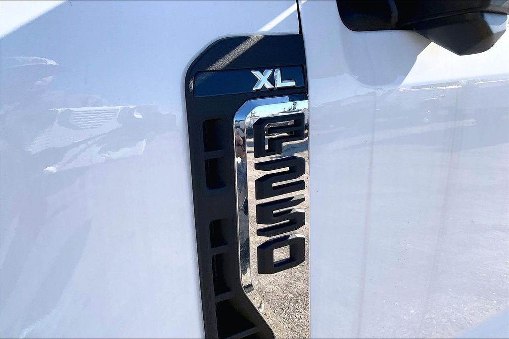 New 2025 Ford Super Duty F-250 XL 2D Standard Cab