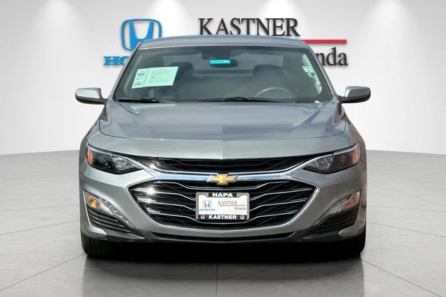 Used 2024 Sterling Gray Metallic Chevrolet LT image 10