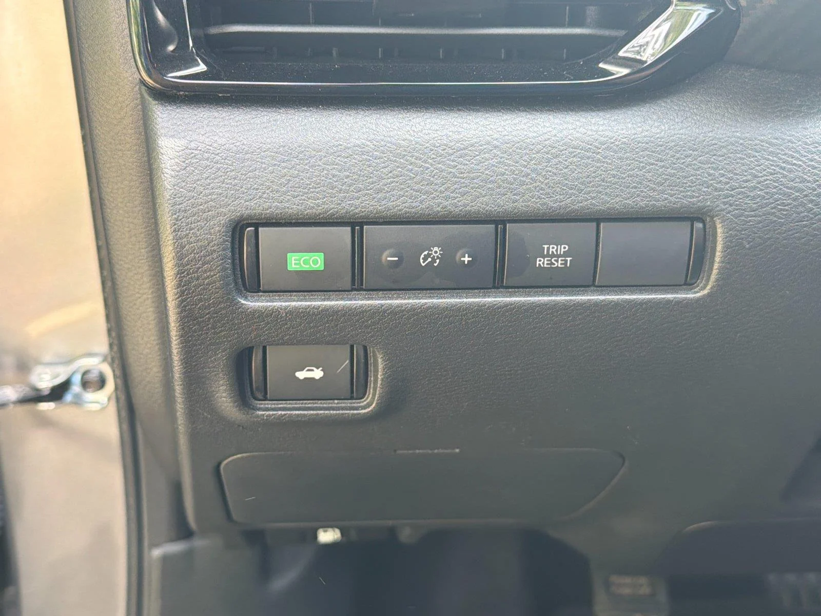 Used 2024 Gun Metallic Nissan SV image 17