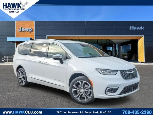 2026 Chrysler Pacifica Pinnacle AWD's photo