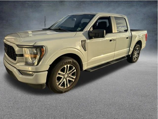Used 2023 White Ford XL image 4