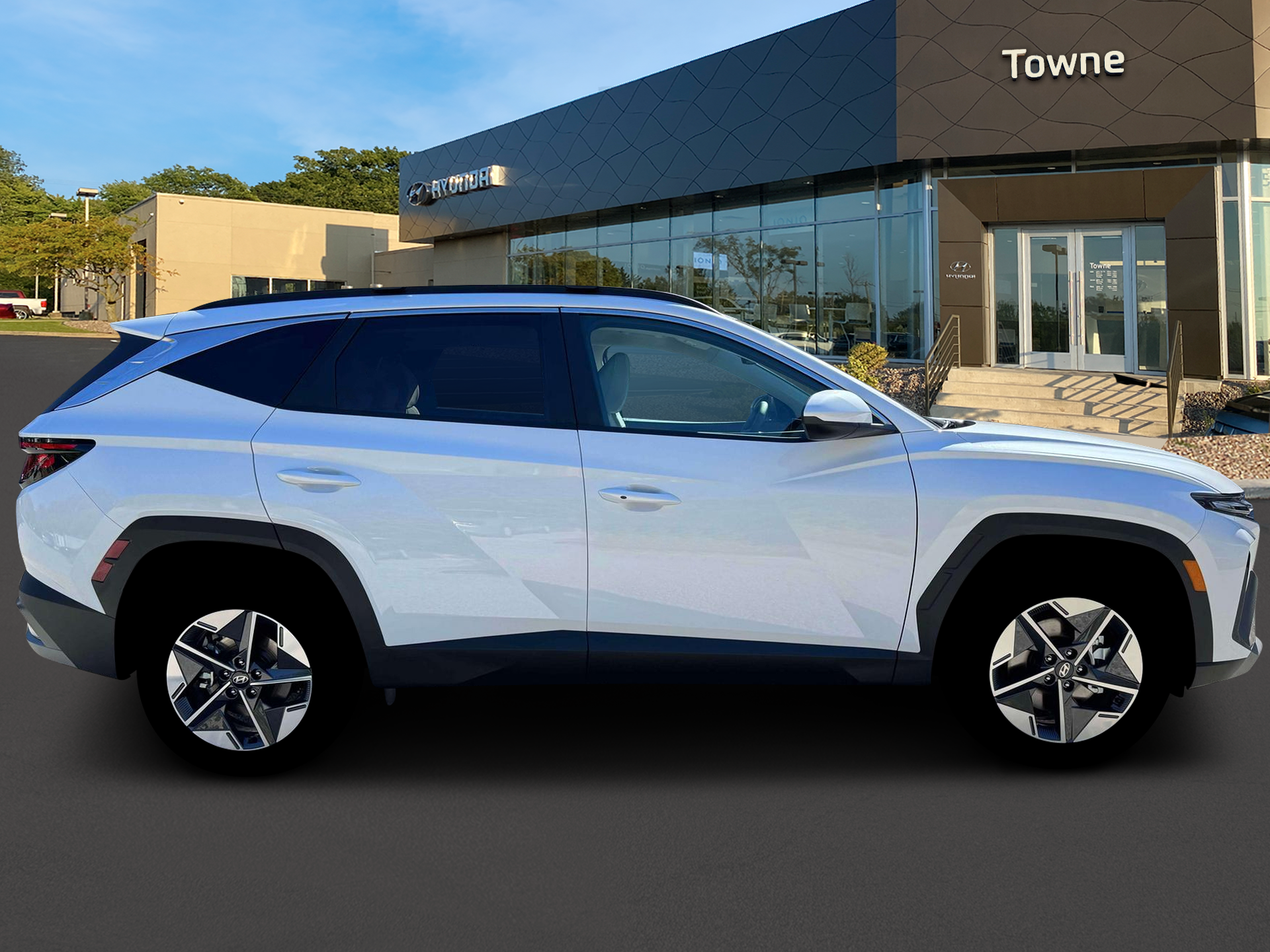New 2026 White Hyundai SEL AWD image 9