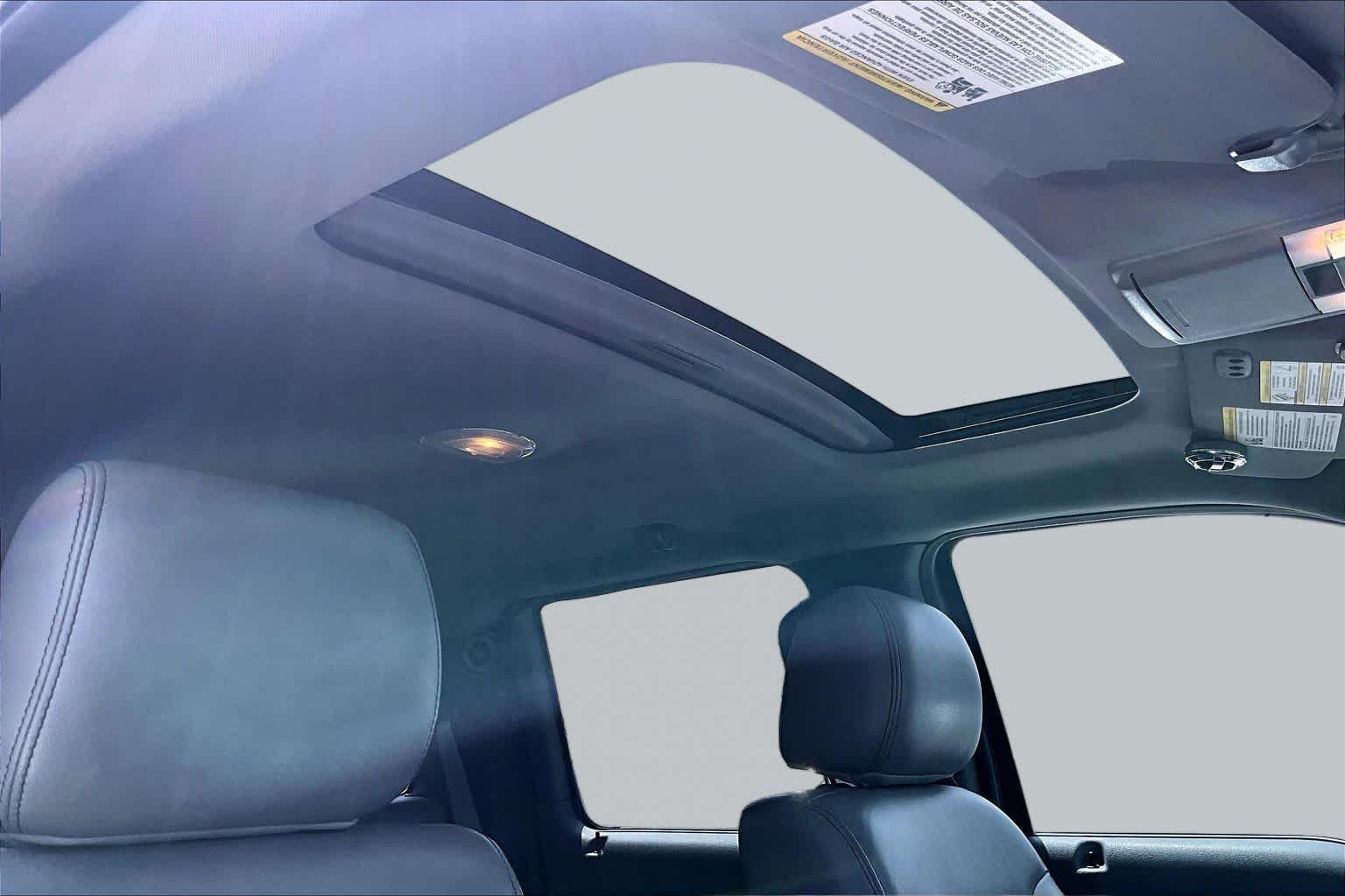 Used 2013 Tuxedo Black Metallic Ford Lariat image 12