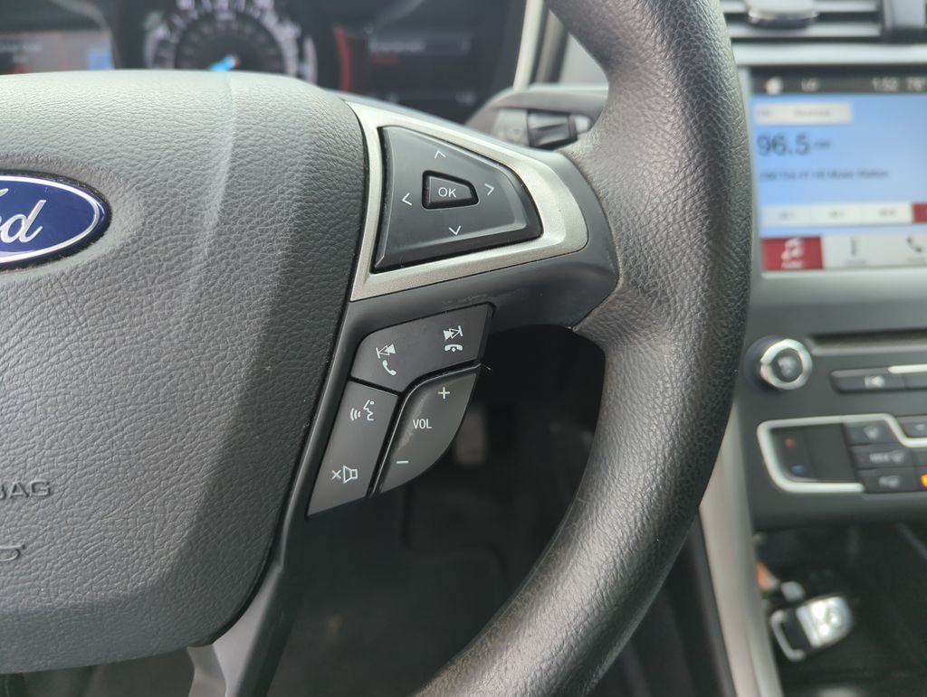 Used 2017 Gold Ford SE image 22