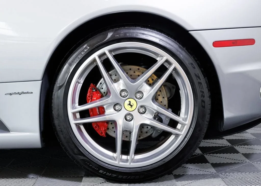 Used 2006 Grigio Titanio Metall Ferrari Spider OEM Manual image 10