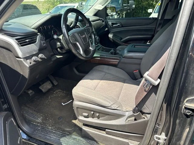 Used 2016 Black GMC SLE image 15