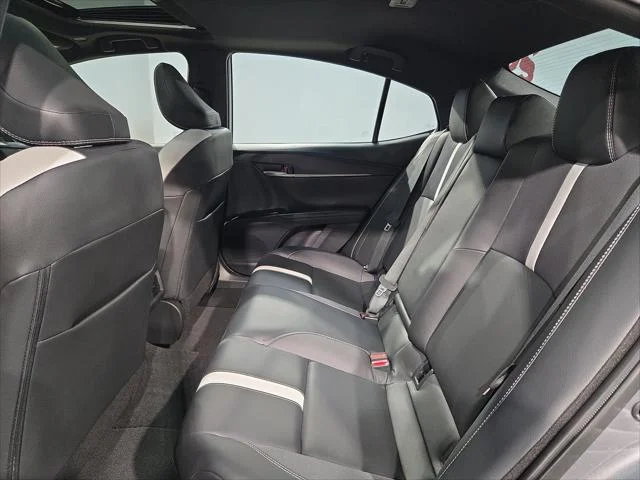 Certified Used 2026 PRECIOUS METAL Toyota  image 37