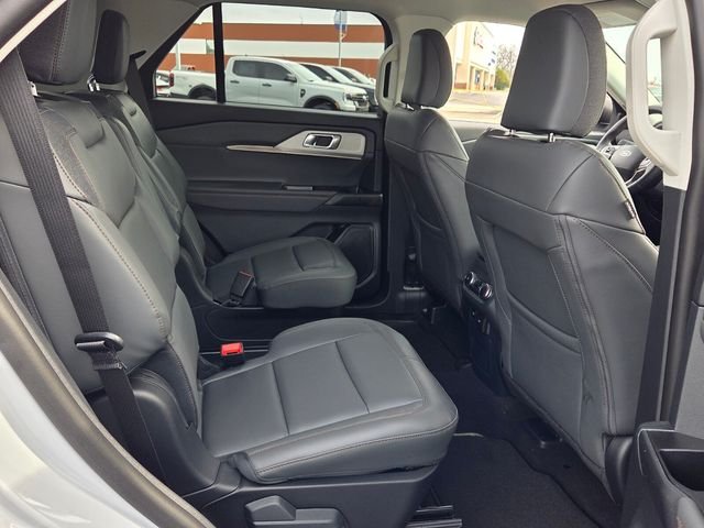 2026 Ford Explorer Active - Photo 17