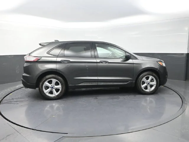 Used 2017 Gray Ford SE image 9