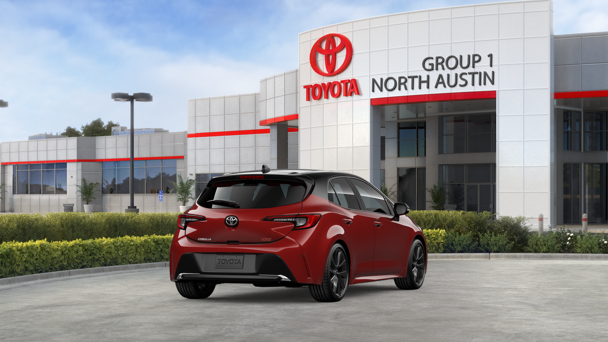New 2026 Finish Line Red with Midnight Black Metallic roof Toyota XSE image 9