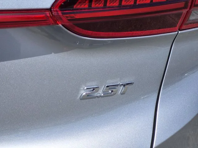 Used 2023 Shimmering Silver Pearl Hyundai Limited image 9
