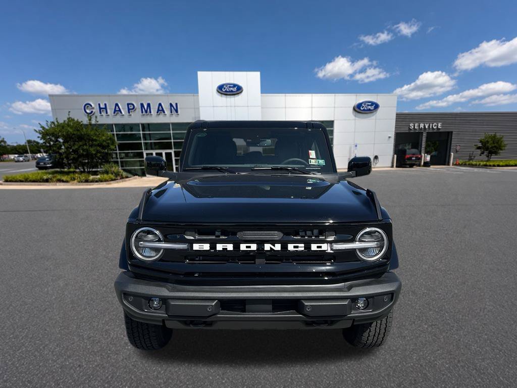 New 2026 Shadow Black Ford Outer Banks® image 9