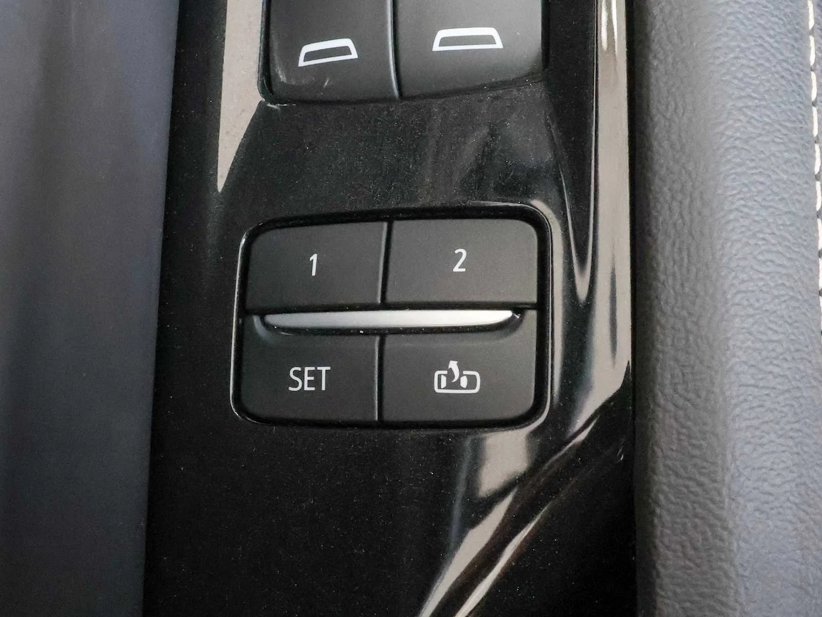 2023 Cadillac Escalade Premium Luxury Platinum - Photo 16