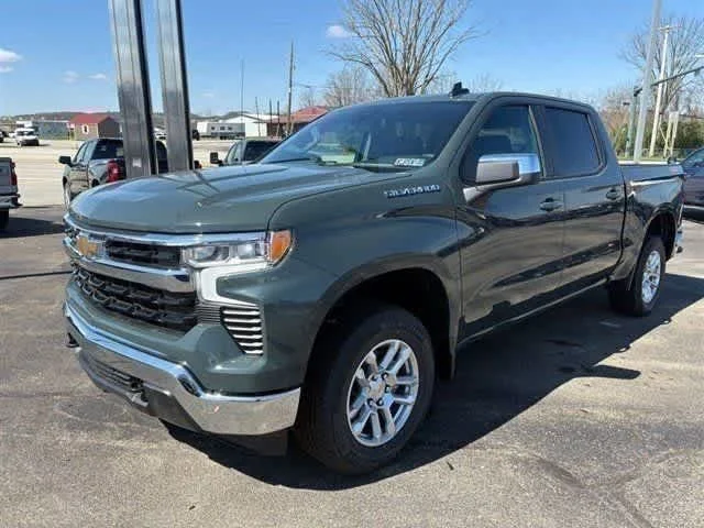 2026 Chevrolet Silverado 1500 LT - Photo 3