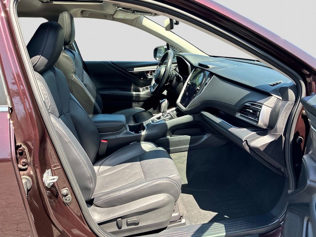 Used 2023  Subaru Limited image 10