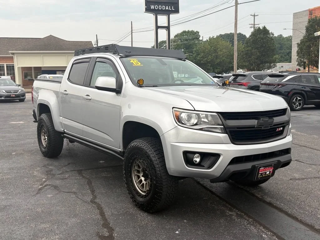 Used 2015 SILVER ICE METALLIC Chevrolet 4WD Z71 image 8