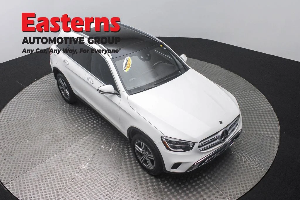 Used 2020 White Mercedes-Benz GLC 300 image 3