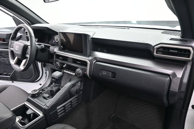 Used 2026 White Toyota SR5 image 27