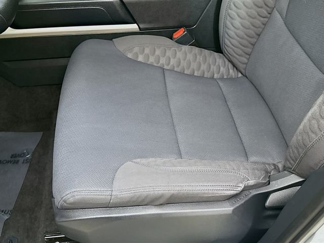 Used 2022 Silver Toyota SR5 image 19