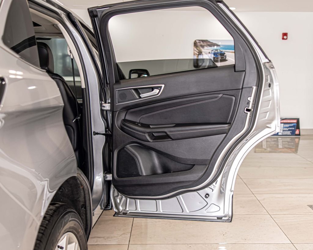 Used 2022 Silver Ford Titanium image 42